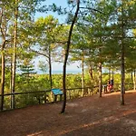 - 4 Pers. Foret Proche